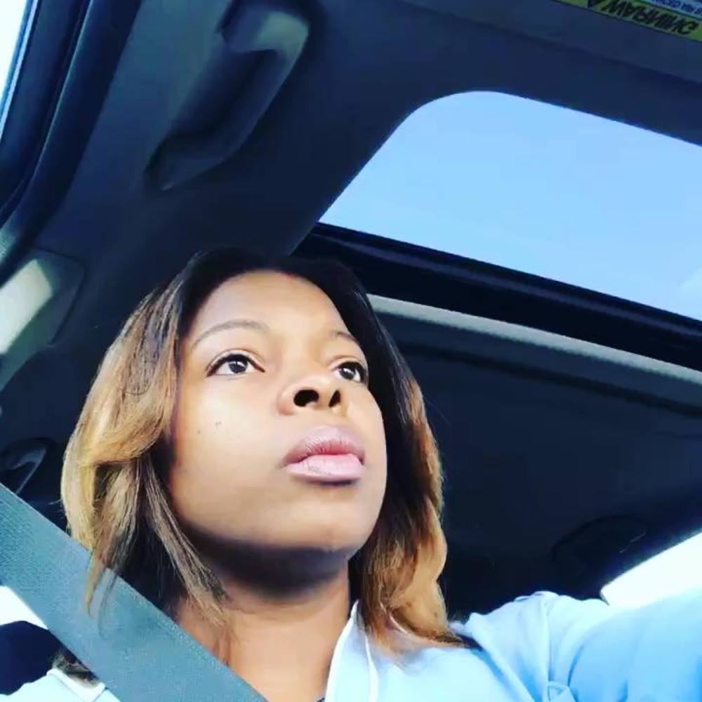 Meet your Posher, Tomasine